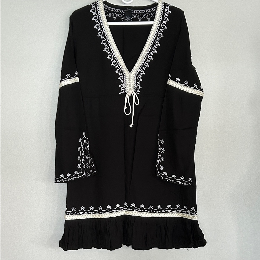 Moda International Black and White Embroidered Midi Dress